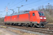 Lok Nummer 185 190-6 auf der Suche nach ein paar Wagen in Köln Gremberg • © ummet-eck.de / christian schön