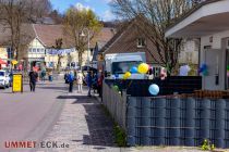 950 Jahre Valbert - Leistungsschau - Bunte Luftballons zieren die Kindertagespflege "Hand in Hand" in Valbert. • © ummet-eck.de - Silke Schön