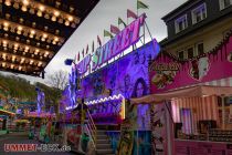 Jump Street (Welte) - Fahrgeschäft - Kirmes - Leider nur mit Regenhimmel gesehen auf der Ründerother Maikirmes 2023. • © ummet-eck.de - Schön