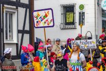 Weiberfastnacht in Drolshagen - Die Spätzünder Essinghausen beißen sich durch. • © ummeteck.de - Silke Schön