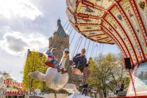 Kettenflieger Weltenbummler (Hartmann) - Kirmes - 2023. • © ummet-eck.de - Schön