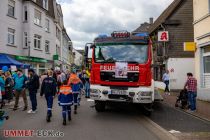 Die Feuerwehr stellte einige Fahrzeuge aus. Nicht vergessen: Am 03. Juni 2023 findet der 1. Meinerzhagener Blaulichttag statt. • © ummet-eck.de - Christian Schön