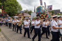 Wendsche Kärmetze 2024 - Kirmes in Wenden - Musik zur offiziellen Eröffnung durch den Bürgermeister. • © ummet-eck.de