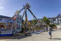 Herbstkirmes 2024 - Wermelskirchen - Bilder Schwanenplatz - Rocket von nahem.  • © ummet-eck.de