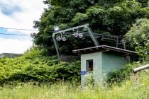 Die Bergstation des Rodellifts in Neuastenberg im Sommer. • © ummet-eck.de / christian schön