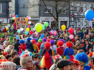 Karneval ist bunt und voll, hier in Drolshagen. // Foto: ummet-eck.de